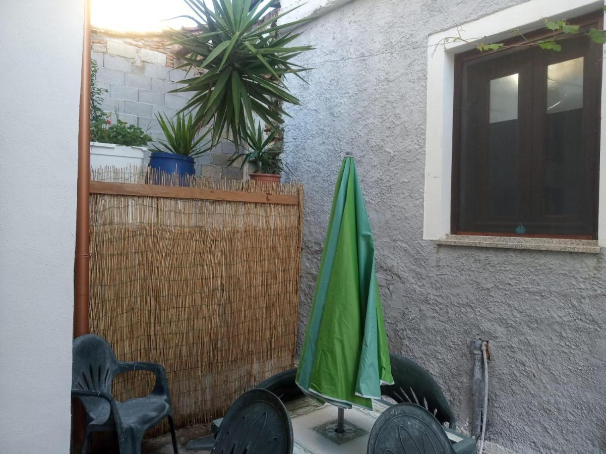 3 Mini Studios In Синискола Экстерьер фото