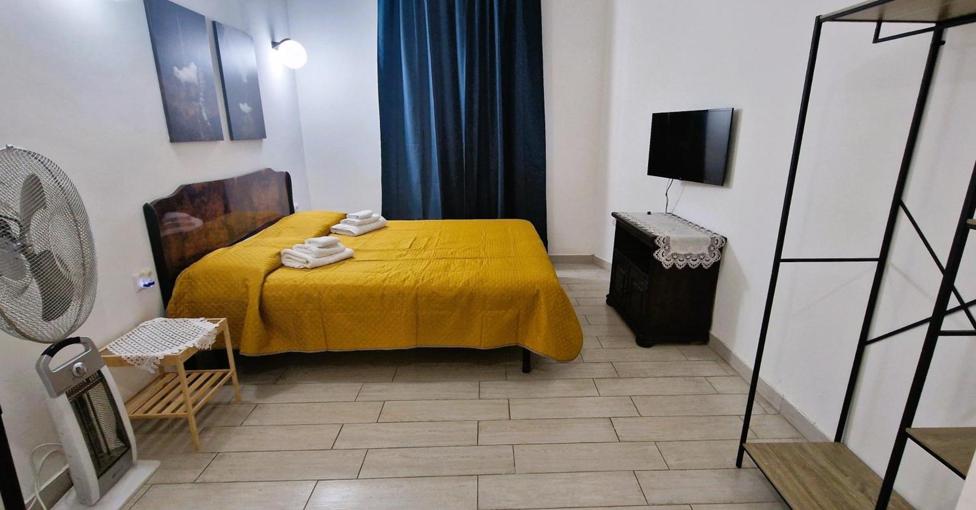 3 Mini Studios In Синискола Экстерьер фото